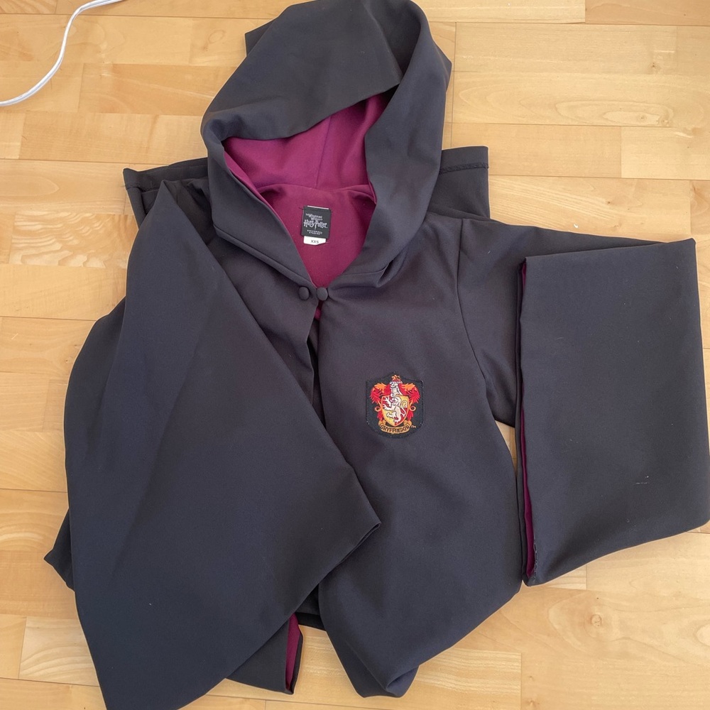 Harry Potter Gryffindor Robe Universal Studios. XXS